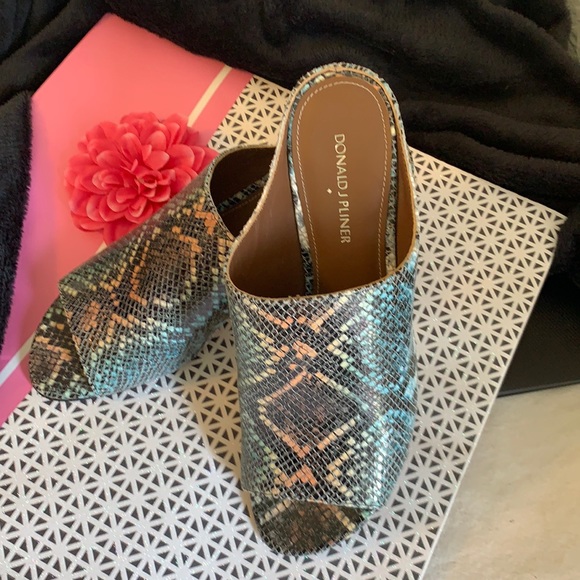 Donald J Pliner open toe rainbow sandal heel - Picture 1 of 6